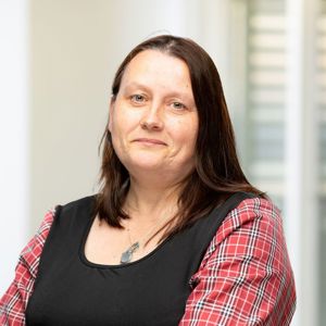 June Patey mhs homes Customer Scrutiny Panel