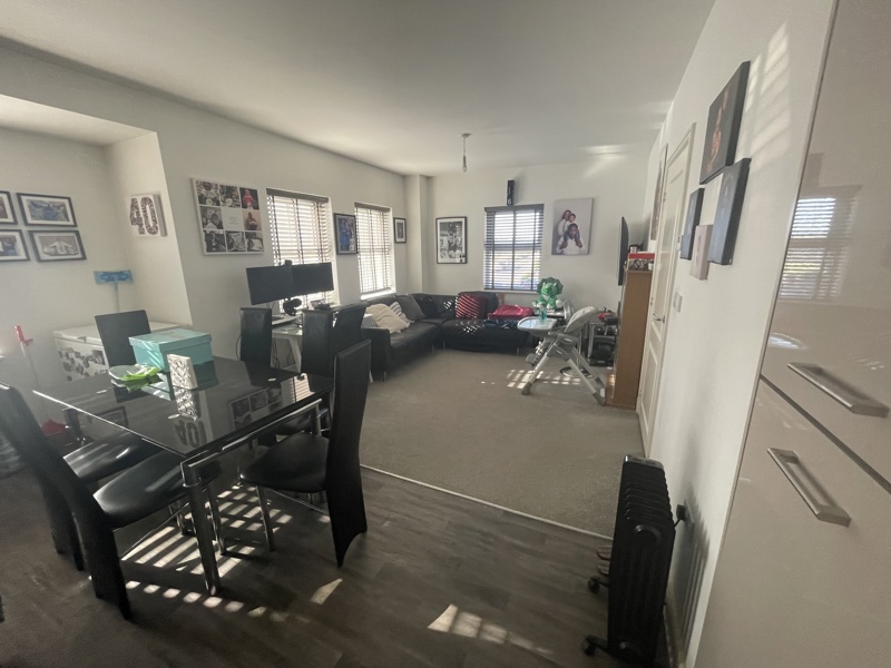 5 Simmons Road 1.jpg